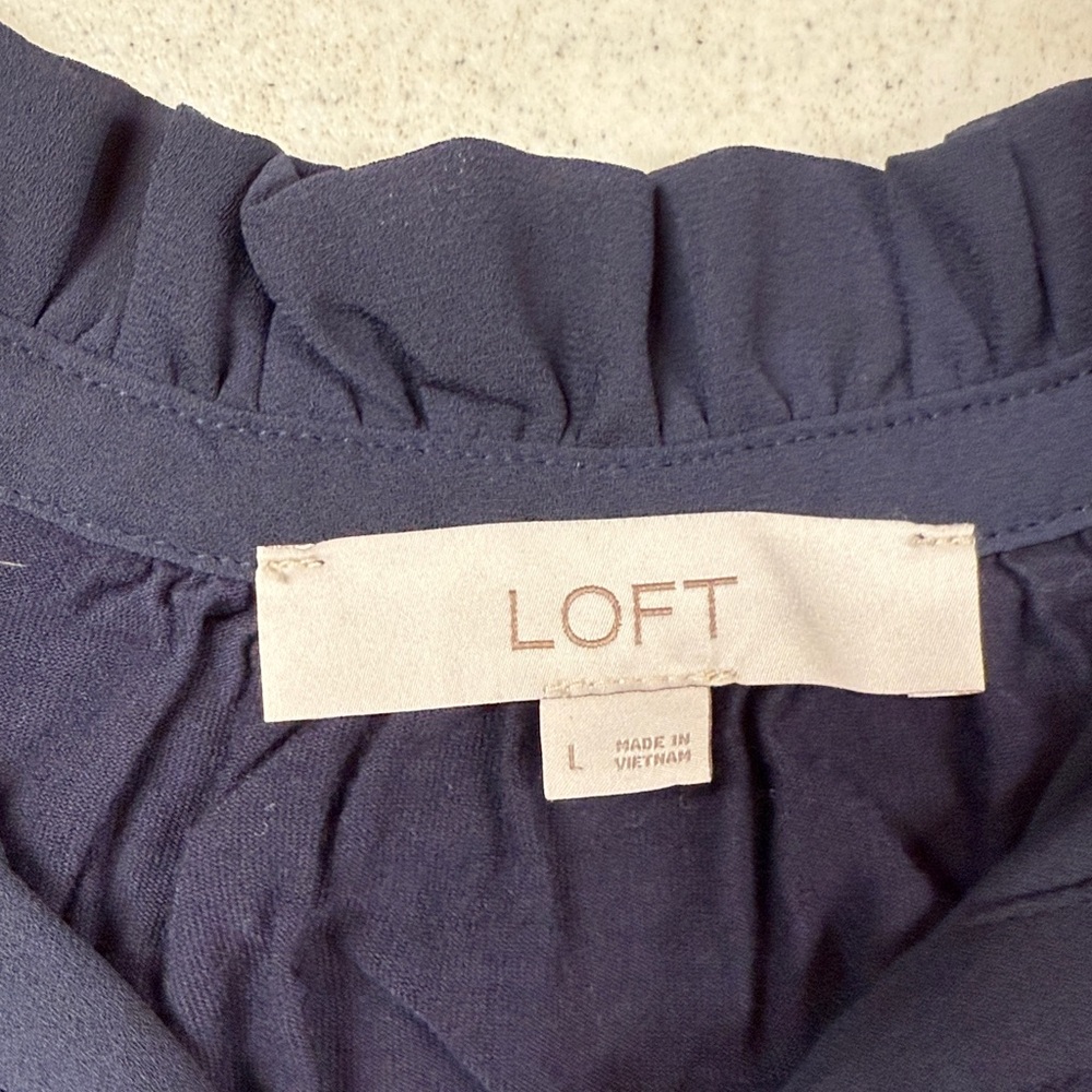 Loft Top - Picture 2 of 4